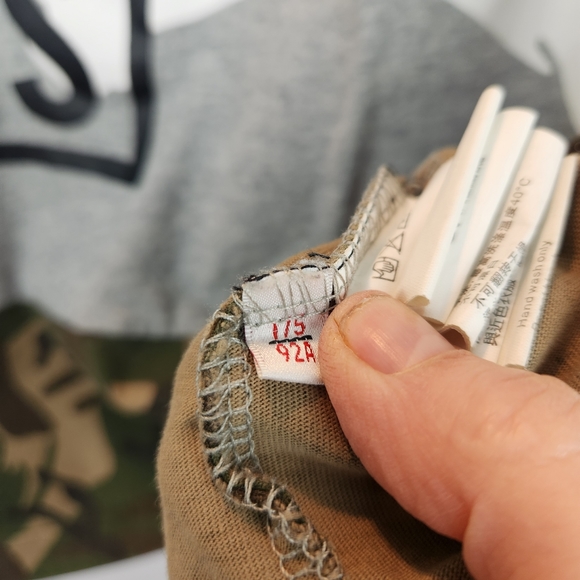 AAPE by BAPE graphic tshirt size L in EUC - Picture 5 of 9